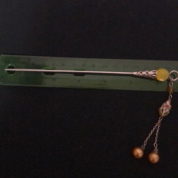 Traditional Yellow Hair Pin - Picture 4 of 4